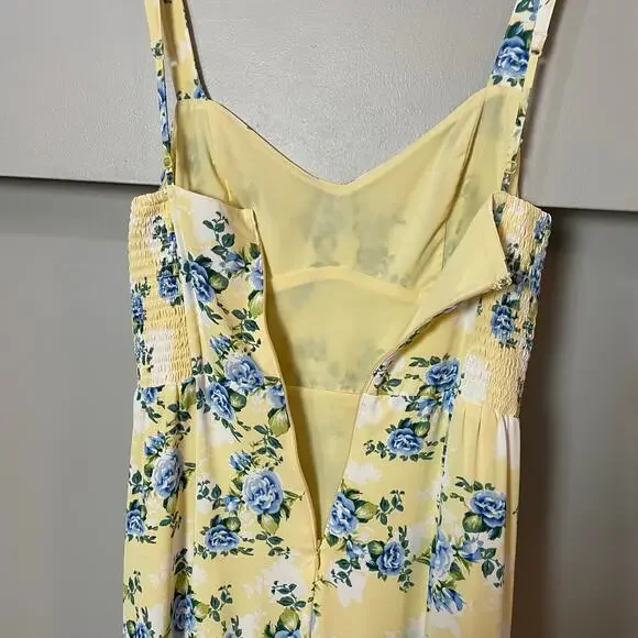 Abercrombie & Fitch Butter Yellow Ruffle Tiered Maxi Dress Blue Floral SZ M EUC - Picture 8 of 13